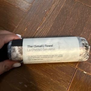 small towel lululemon